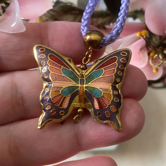 Vintage cloisonné butterfly necklace - Picture 2 of 5